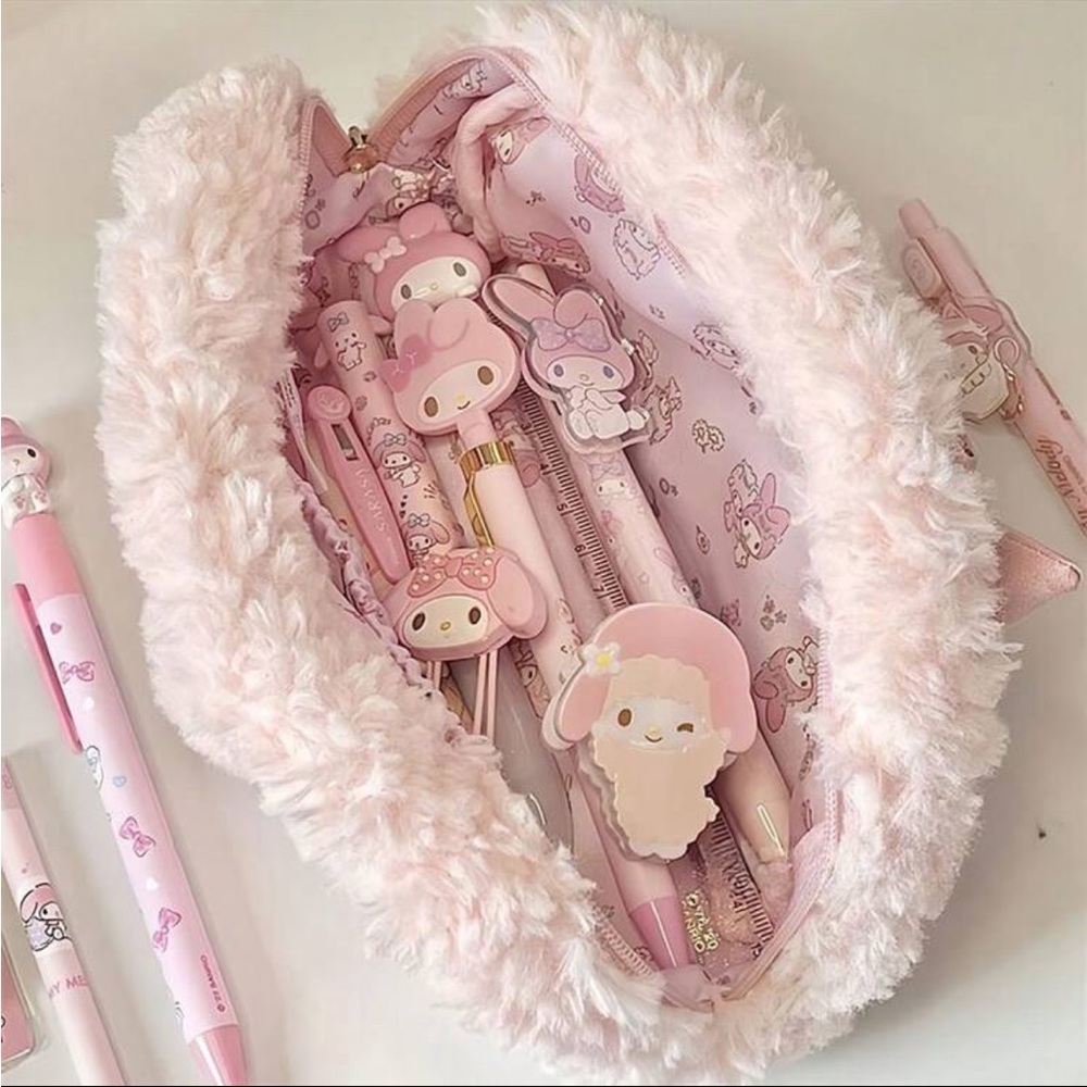 FREE W/ $20+ PURCHASE 🤍 sanrio my sweet piano & my melody zip makeup bag - Picture 2 of 7